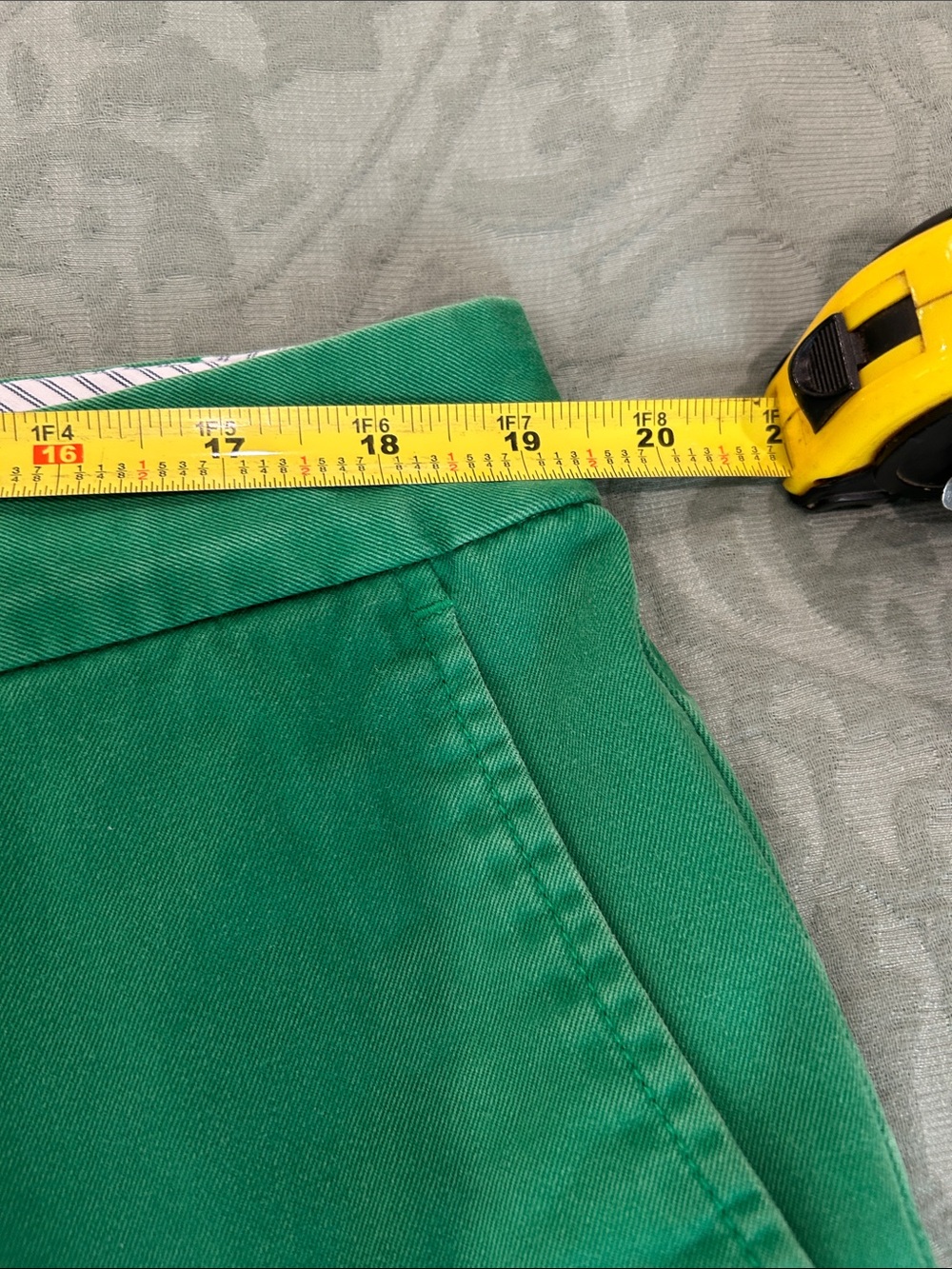 Lands' End Women's Bright Green Chino Bermuda Shorts - Picture 3 of 4